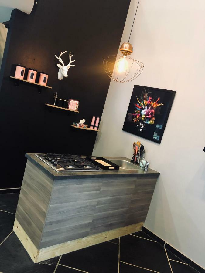 Loft D Isa Avec Wifi Netflix Apartment Gesves Exterior photo